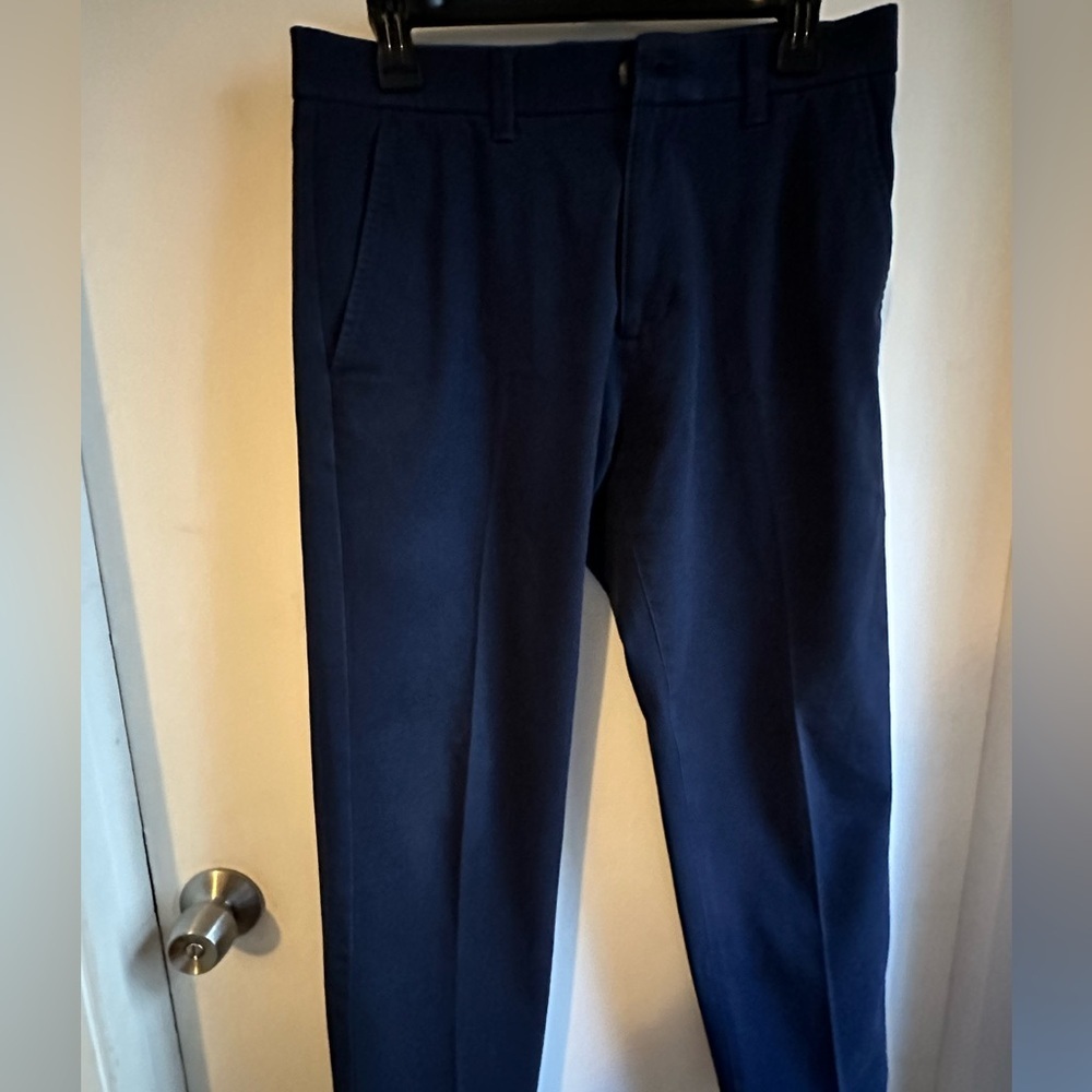 J. M. Haggar Navy  Casual Luxury Comfort Pant Size 31/32 Pre loved